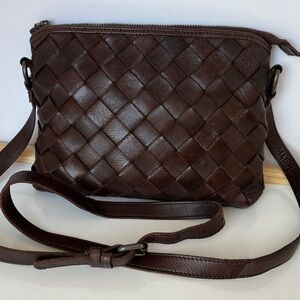 Vilenca Holland Woven Leather Crossbody Bag Dark Brown